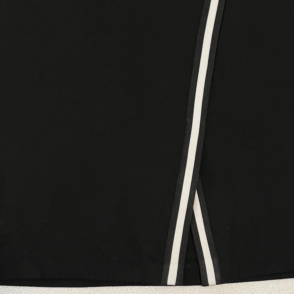 Melanie Lyne Ponte Pencil Skirt Stretch Black with Buttons Women's Size 12 - Picture 8 of 9